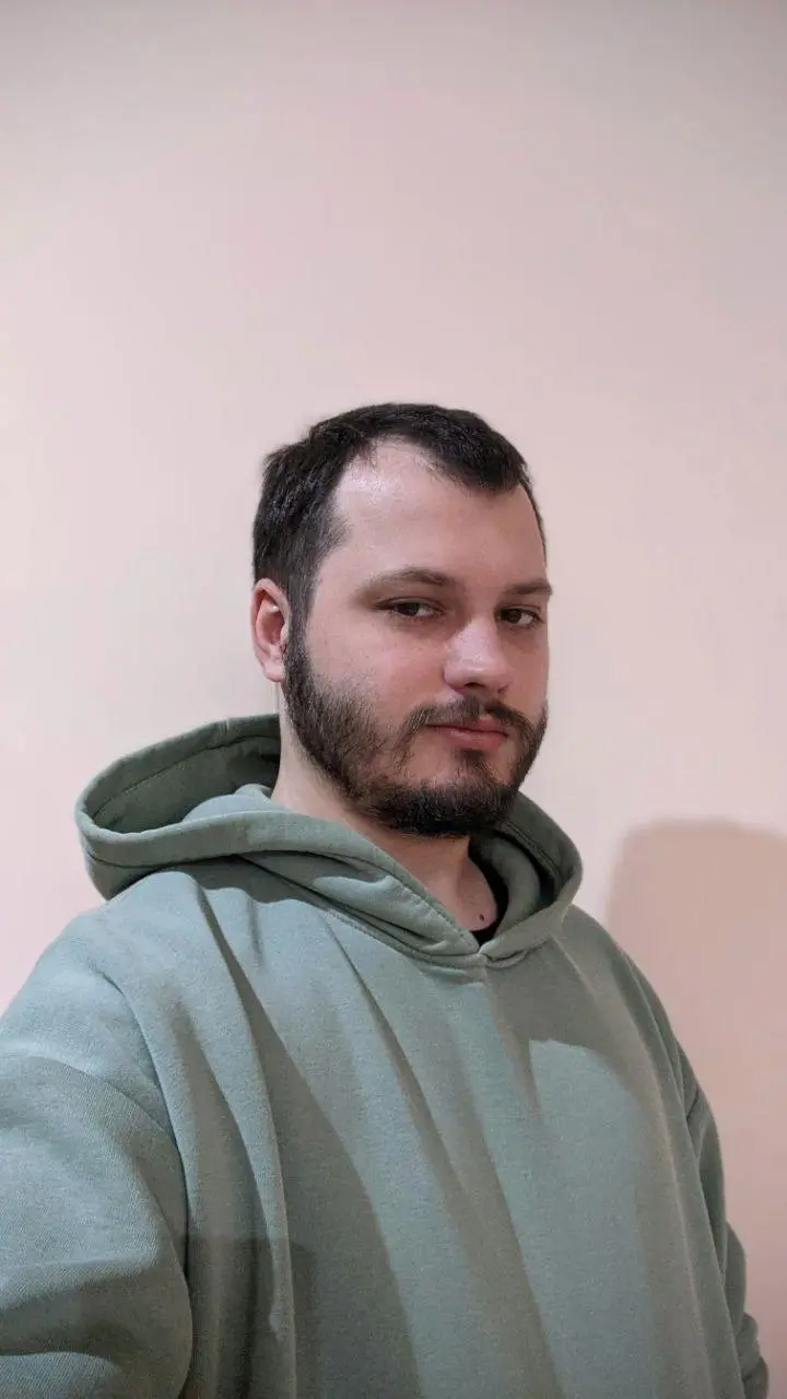 Андрей Салехов